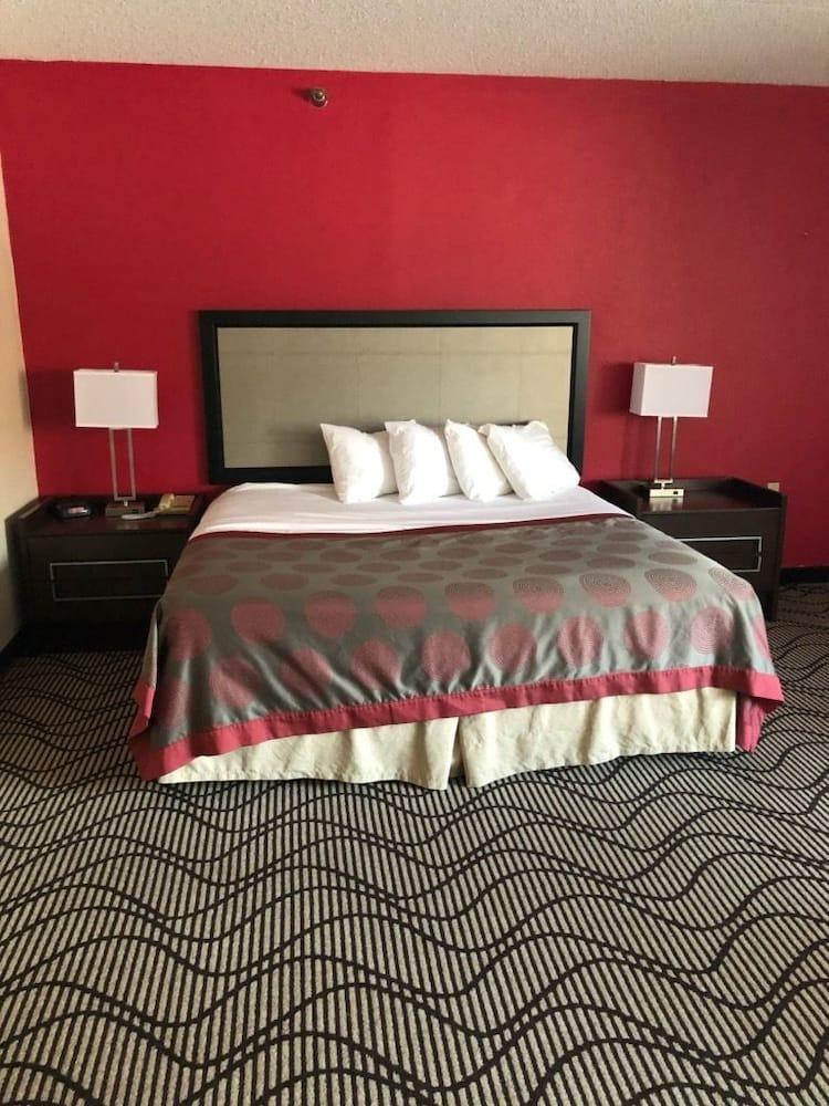 Holiday Inn Indianapolis - Airport Area N By Ihg Екстер'єр фото