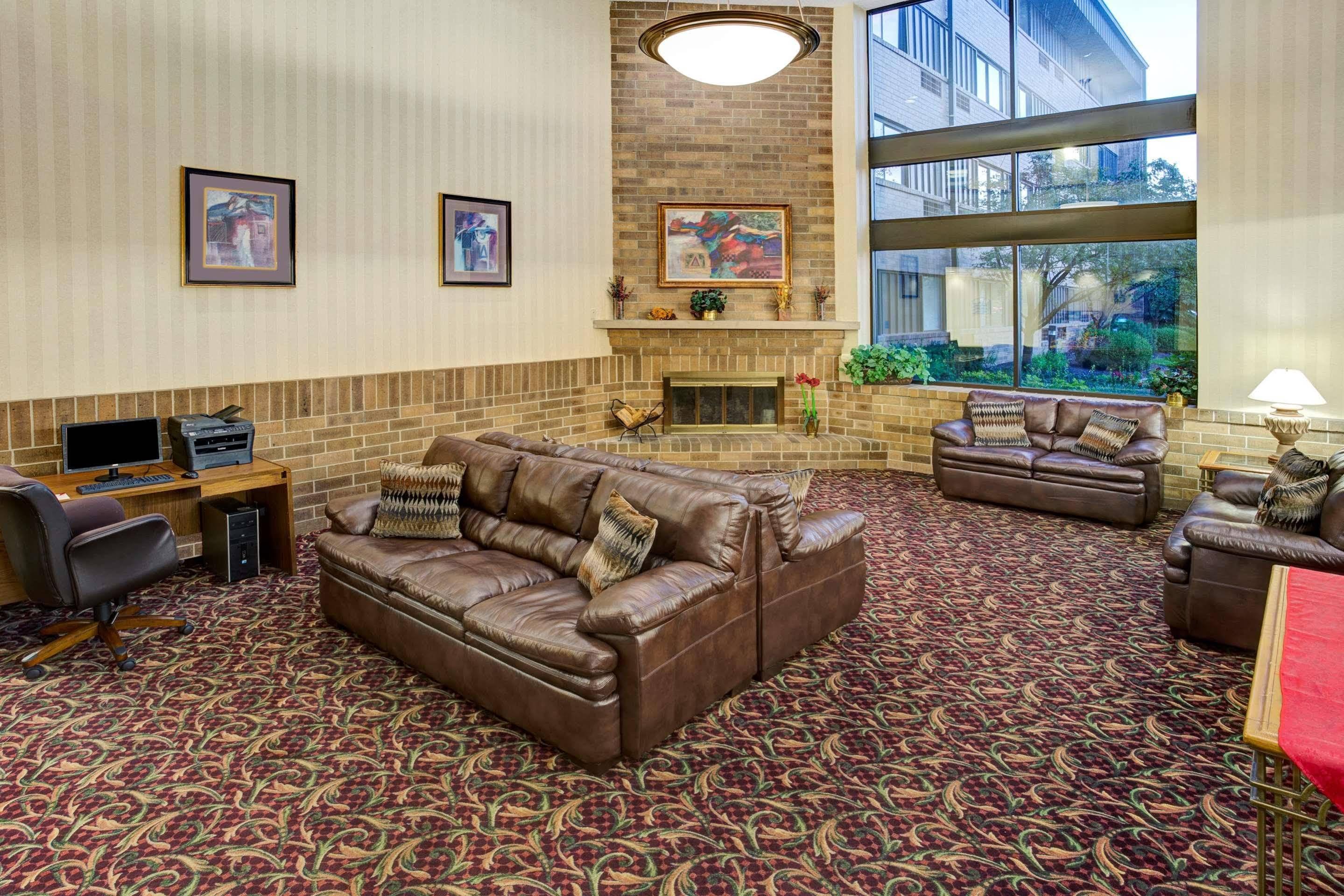 Holiday Inn Indianapolis - Airport Area N By Ihg Екстер'єр фото