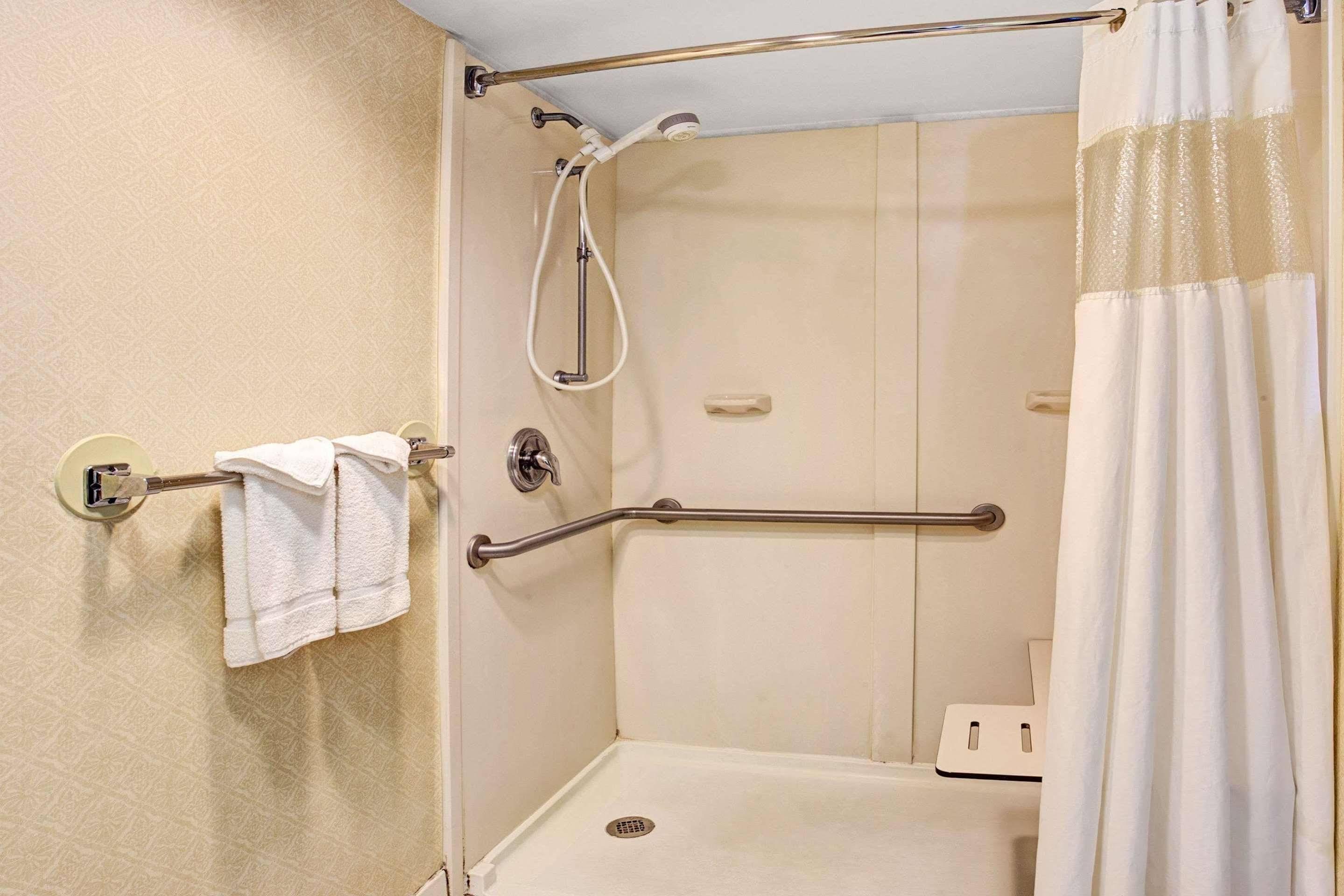 Holiday Inn Indianapolis - Airport Area N By Ihg Екстер'єр фото