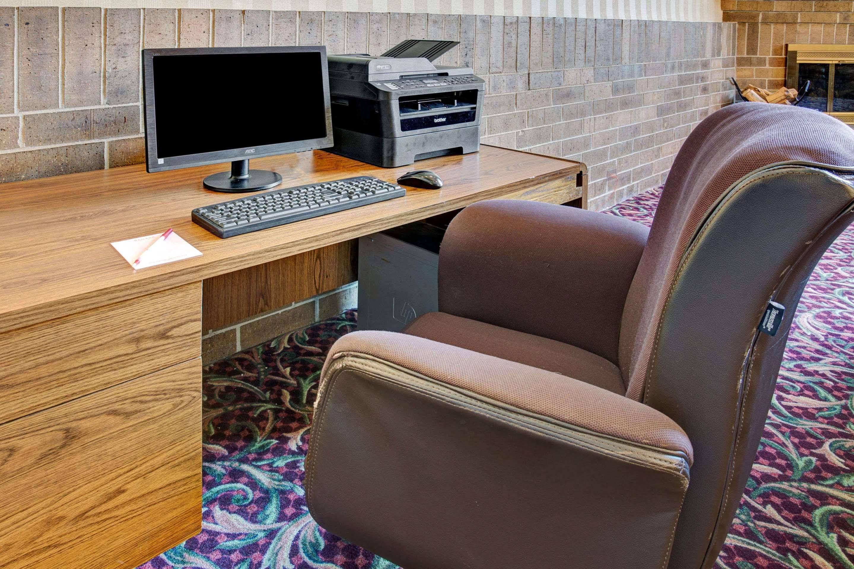 Holiday Inn Indianapolis - Airport Area N By Ihg Екстер'єр фото